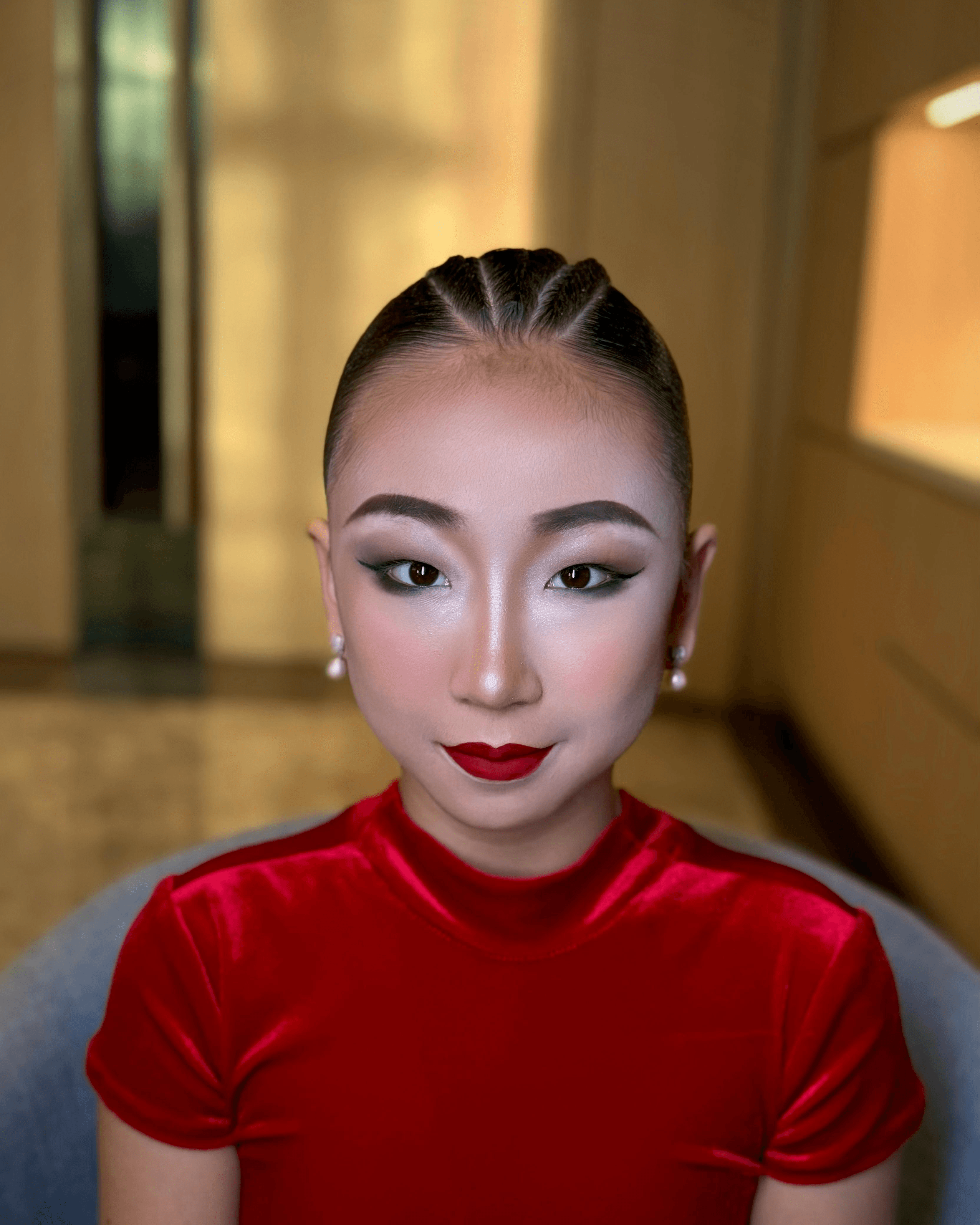 Simple Makeup - View 2